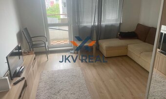 JKVreal ponúka na predaj garzónku na Námestí hraničiarov (Pe - 2