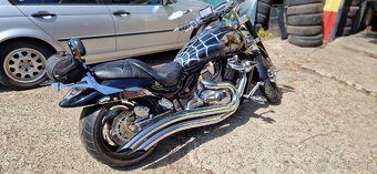 Suzuki Intruder VZR 1800 R - 2