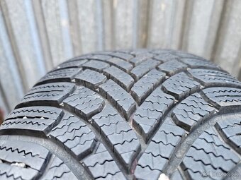 2 ks zimné pneu Bridgestone Blizzak - 215/65 r17 - 2