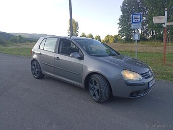 VW Golf 5 1.4 - 2