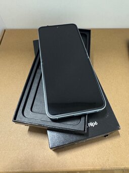 Samsung Galaxy Z Flip 6 – 256 GB - 2