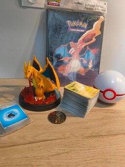 Pokemon karty Charizard - 2