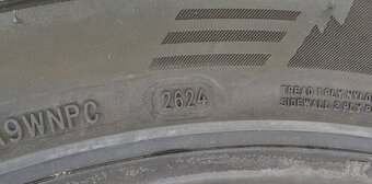 Nové zimné pneumatiky 205/55 R17 - 2