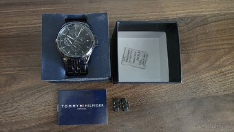 Pánské náramkové hodinky zn. Tommy Hilfiger - 2