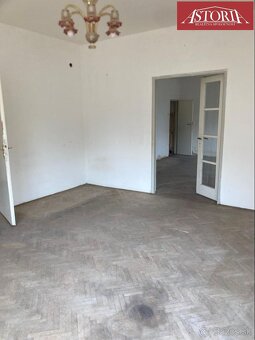 PREDAJ Rodinný dom v širšom centre mesta Martin - Stará Ľado - 2