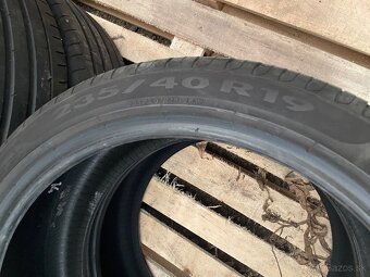 Pirelli 235/40 r19 - 2