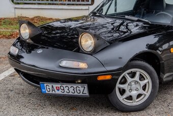 Mazda MX-5 Miata 1,8 benzín - 2