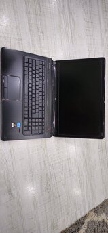 HP Envy dv7 17,3" - 2