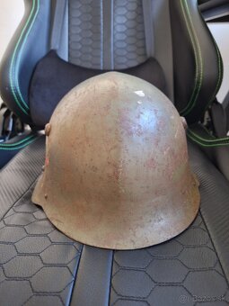 M36,,C,, Bulharska prilba - 2