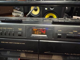 JVC-RC-W410 - 2