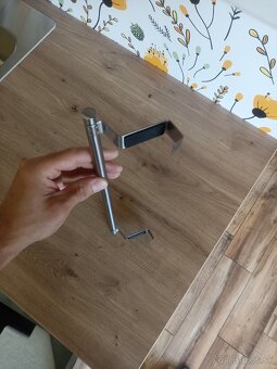 Vešiak na utierky do kuchyne - 2