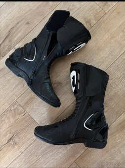 Moto čižmy Forma - 2