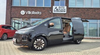 Hyundai Staria 2.2 CRDi 8DCT 4x4 Luxury - 2