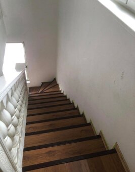 Na predaj veľký 7 izbový RD - 2