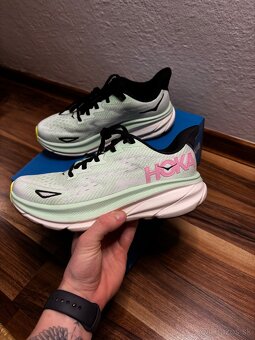 HOKA Clifton 9 - 2