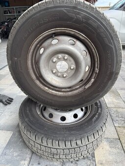 215/70 R15C letne - 2