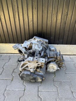 5 stupňová manuálna prevodovka VW group 1.9 TDI - 2