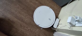 Xiaomi Robot Vacuum E10 EU
- 2