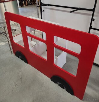 Nábytok v tvare autobusu - 2