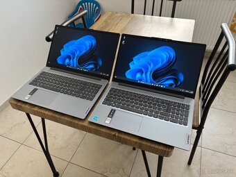 15.6"/Lenovo/4Gb RAM DDR5/NvMe SSD_ 128GB/Intel HD 2GB - 2