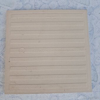 Retro technická dlažba – bielo-okrová matná - 0,20€ za ks - 2