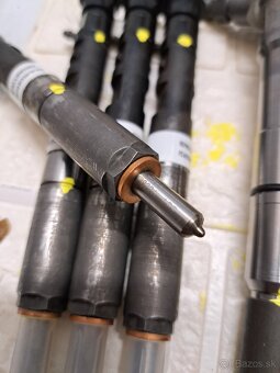 Vstreky Ford 1.8tdci Focus - 2