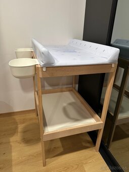 Pult IKEA s príslušenstvom a darčeky k tomu - 2