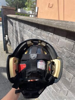 BAUER brankárska prilba - 2