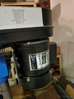 Stolová vŕtačka - 2