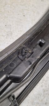 BMW e46 tesnenie čelného okna - 2