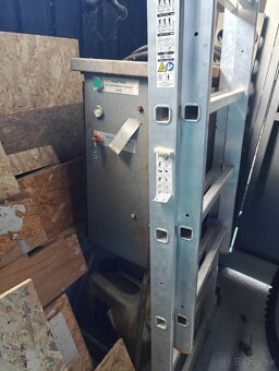 Rozvádzač stavebný - 2