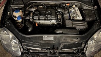 VW Golf 5 1.9 TDI - 2