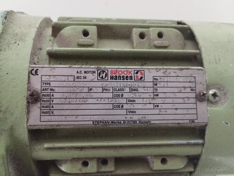 Predám elektromotor s prevodovkou - 2