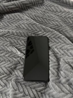 iphone 11 - 2