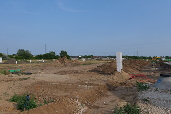 C19 - Kompletne pripravený pozemok (832 m²) – so všetk? - 2