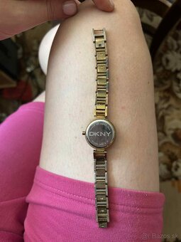 Zákaz hodinka DKNY - 2