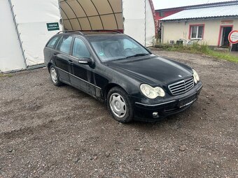Mercedes-Benz C200 2,2CDI 90KW prodám díly z vozu - 2