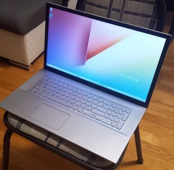 Asus VivoBook - 2