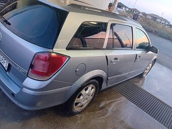 Predam opel astra stk em do 4/2027 - 2