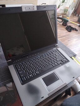Asus F5 - 2
