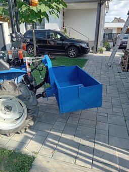 Transportný box hydraulicky sklápateľný za malotraktor - 2