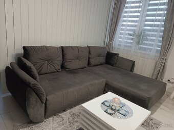 Tmavosiva velka sedacka L - 2