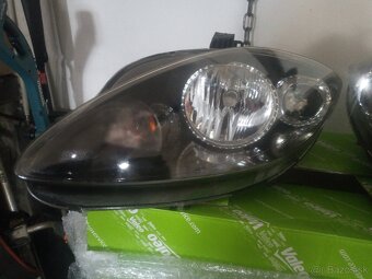 Seat, Leon, Toledo, Altea.Predne svetlá - 2