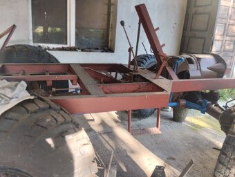 predam traktor podvozok tatra 805 - 2