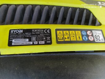 "šasi" travní sekačky RYOBI - 2