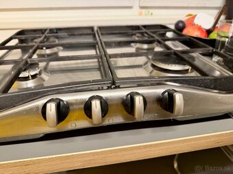 🔹 Predám plynovú varnú dosku Electrolux EHG6706X (nerez) - 2