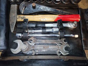 Tona autobrasna B12 - 2