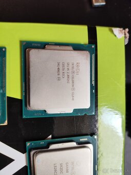 Intel procesory + chladič - 2