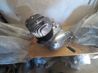 Motor jawa 350 360. - 2