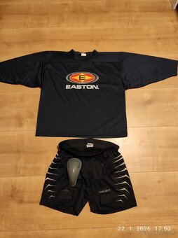 HOKEJOVÁ VÝSTROJ SENIOR - 2